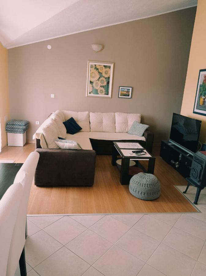 Apartment Silvija Vinisce Ngoại thất bức ảnh
